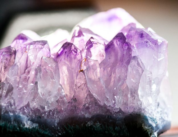 Amethyst: Meaning, Healing Properties and Powers