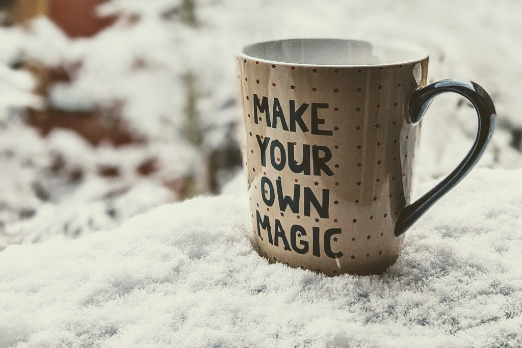 100 Ways to Live a Magickal Life Every Day